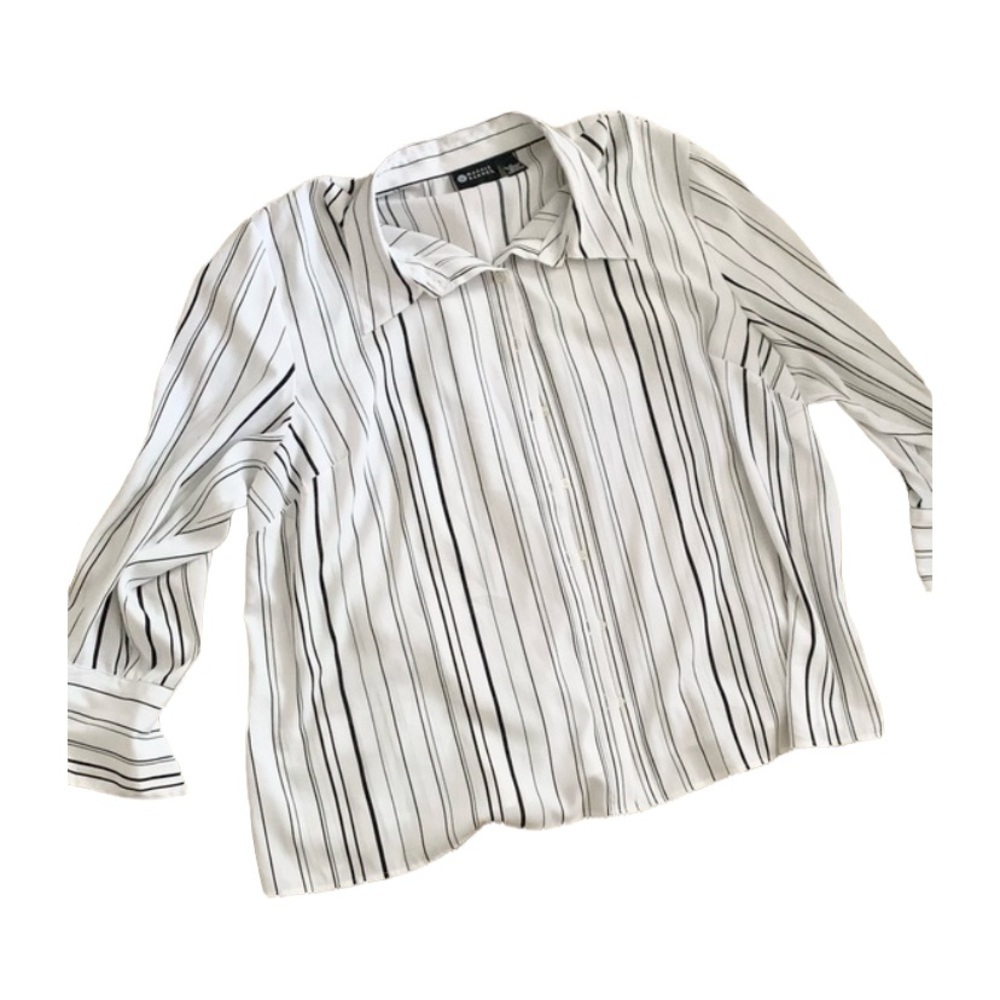Maggie Barnes | Longer Sleeve Button Down Shirt 3X Office Professional Wear